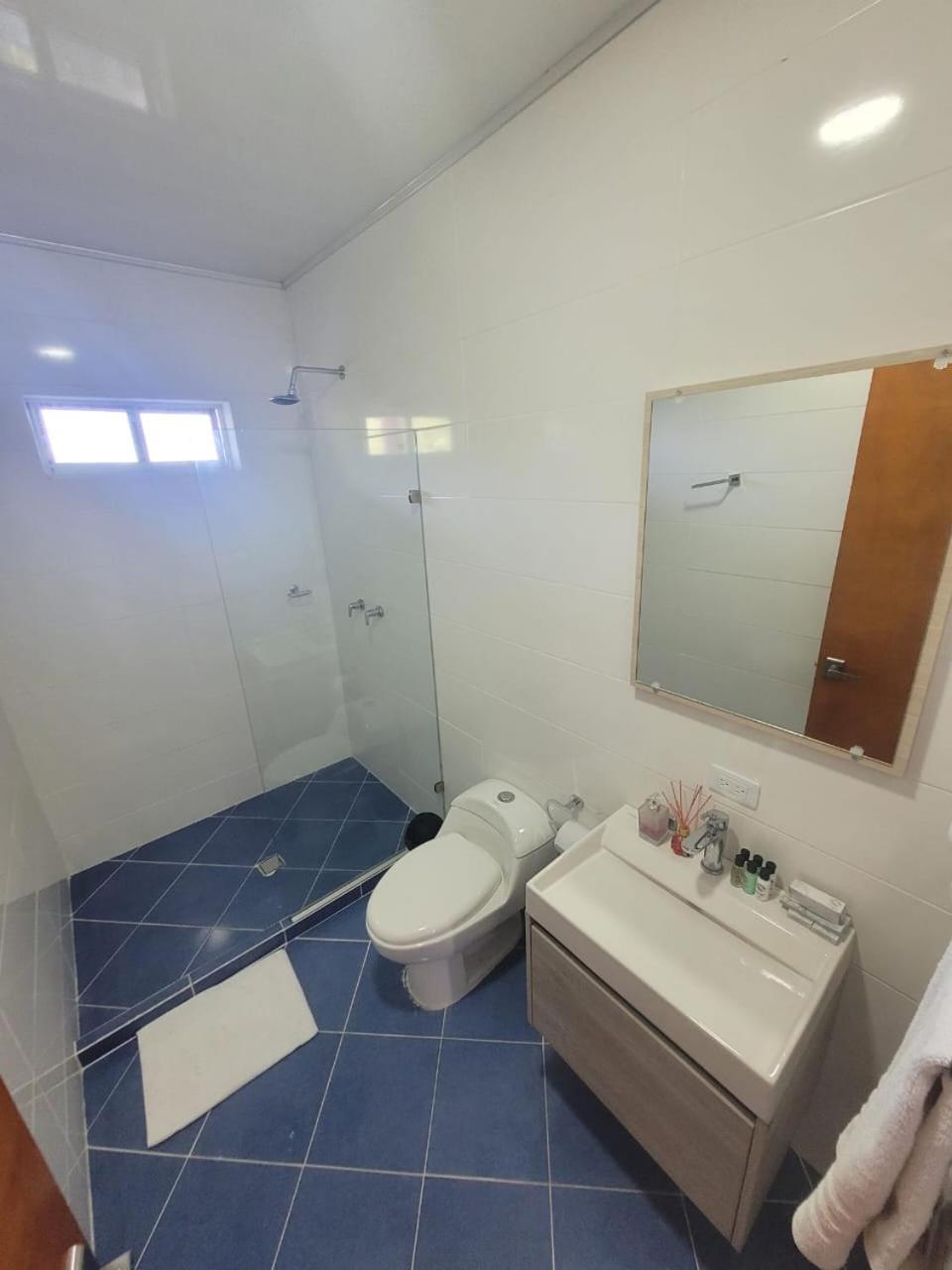 321 Surprise Beach House And Glamping Archibolds Pokój zdjęcie